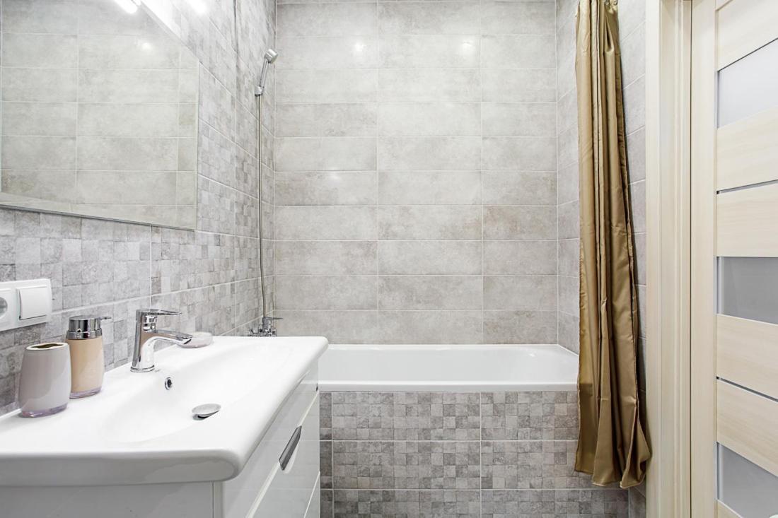 Аркадия.Новая Квартира В 32 Жемчужине!!! Apartment Odesa Exterior foto
